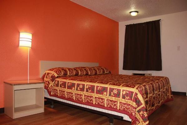Sherman Inn image 22